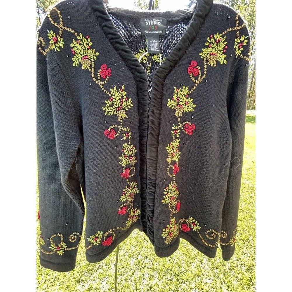 holiday sweater Cardigan PM Designer's Originals Beaded Velvet Trim Eye Hook